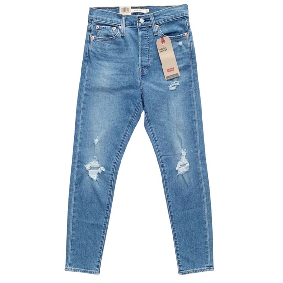 Levi’s Wedgie Fit High Rise Distressed Crop Jeans - Picture 2 of 16